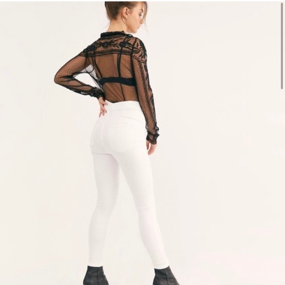 Free People | Feel Alright White Skinny Jeans - Picture 2 of 9
